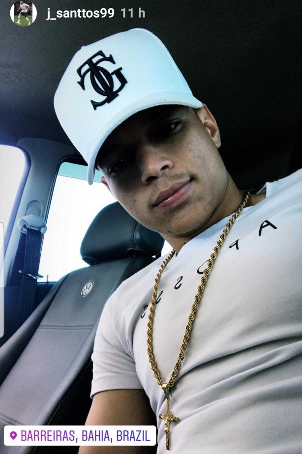 Janderson viaja durante folga na pausa para a Copa América