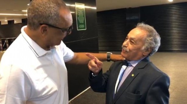 Encontro entre ídolo e torcedor