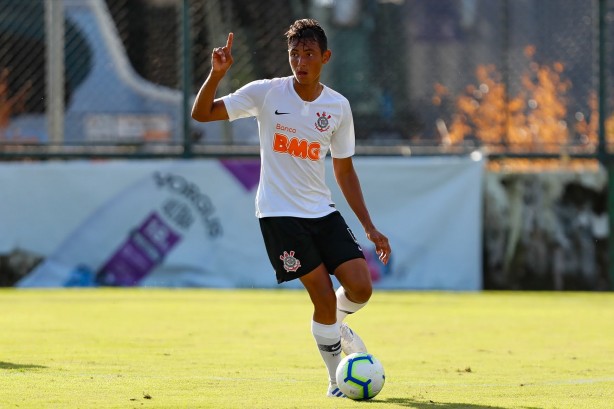 Lucas Belezi foi relacionado para o amistoso contra o Botafogo-SP