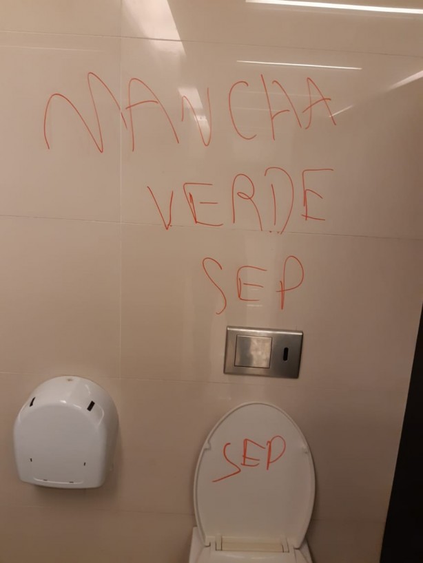 Banheiro da Arena Corinthians foi vandalizado durante partida da Copa Amrica