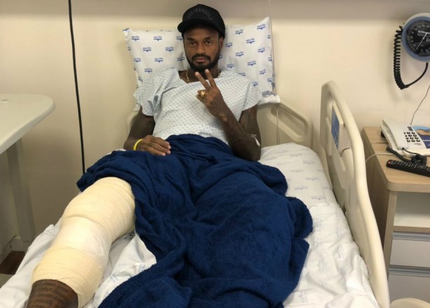 Renê Júnior já passou por três intervenções médicas no Corinthians