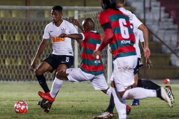 2 a 1 foi o placar da derrota do Corinthians para a Portuguesa