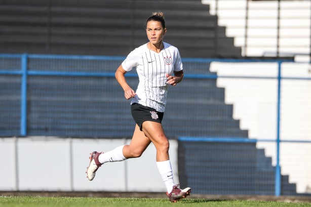 Tamires estreou com gol diante o São Francisco, pelo Brasileirão Feminino
