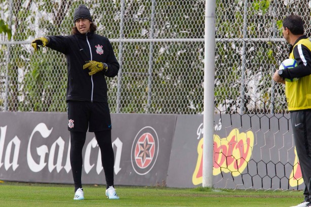 Cássio no treino desta quarta-feira, no CT Joaquim Grava