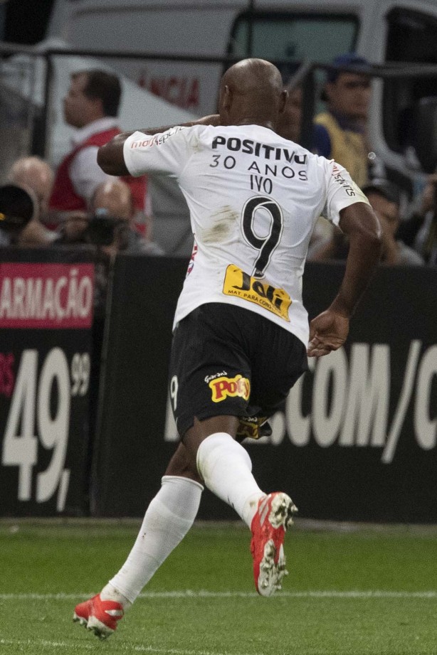 Love anotou o único gol da partida contra o CSA, na Arena Corinthians