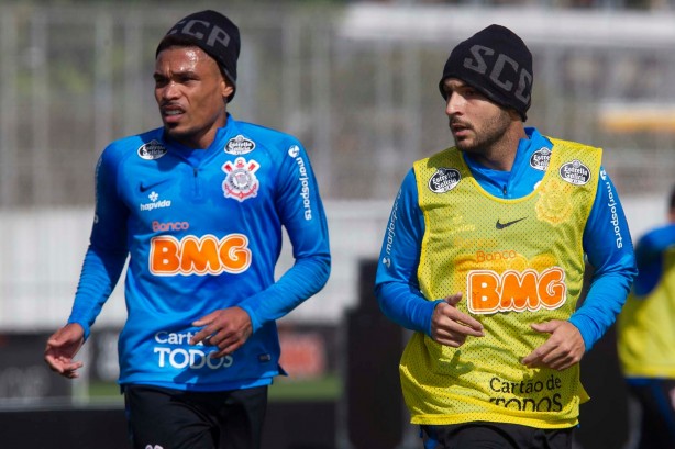 Urso e Régis no treino desta quarta-feira, no CT Joaquim Grava