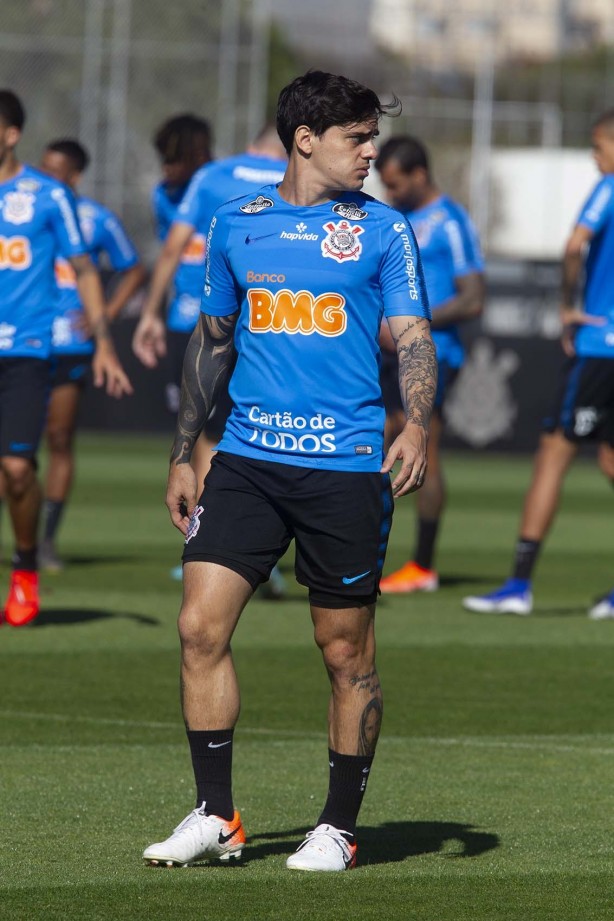 Fagner no treino desta terça-feira no CT Joaquim Grava