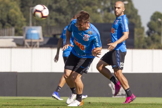 Ramiro no treino desta terça-feira no CT Joaquim Grava