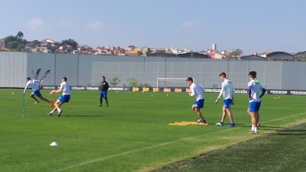 Godoy Cruz treinou no CT Joaquim Grava antes de enfrentar o Palmeiras