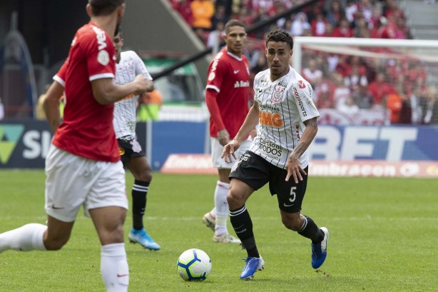 Gabriel no jogo contra o Internacional, pelo Brasileirão
