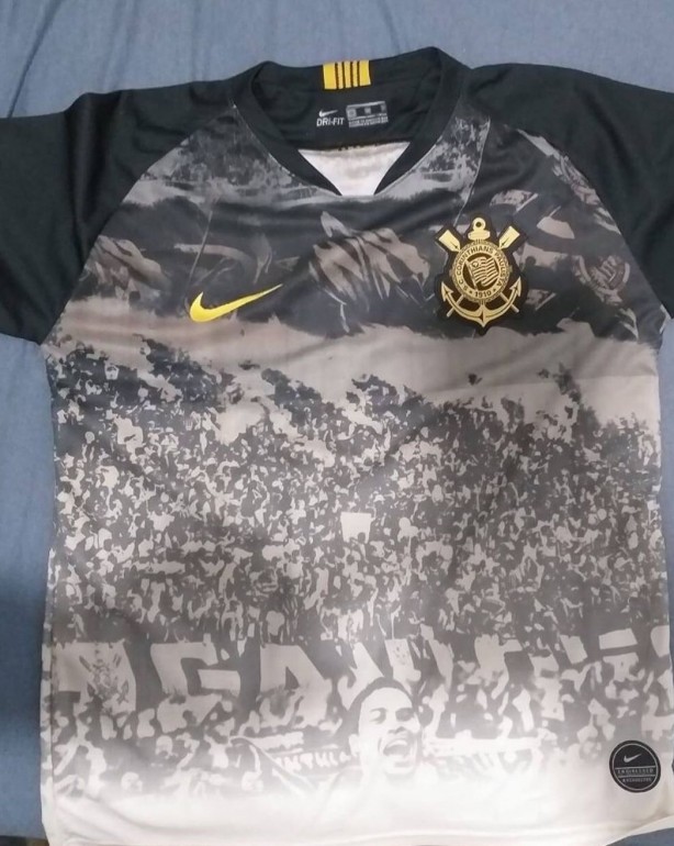 Imagem da nova camisa que tem circulado na internet