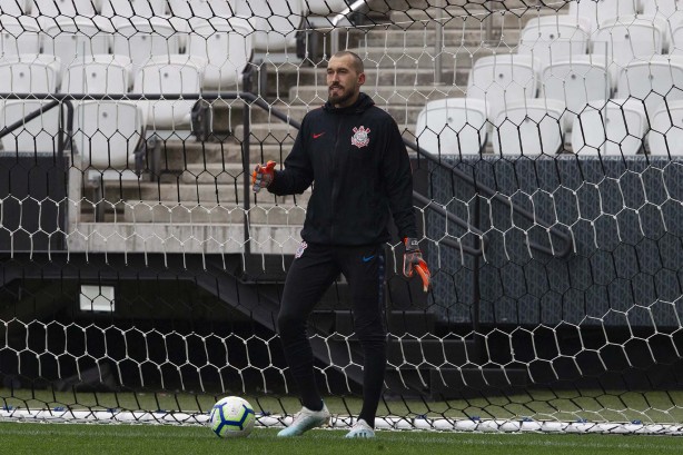 Walter treinou pelo segundo dia consecutivo com o grupo corinthiano