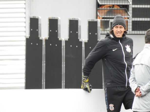 Após tirar dente do siso, Cássio se reapresenta no Corinthians