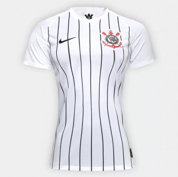 Corinthians passa a vender uniformes oficiais da equipe feminina