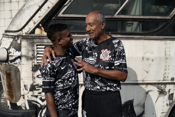 Edilson e Tobias durante o ensaio no Parque São Jorge