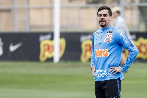 Fagner no último treino antes do jogo contra o Fluminense, pelo Brasileirão