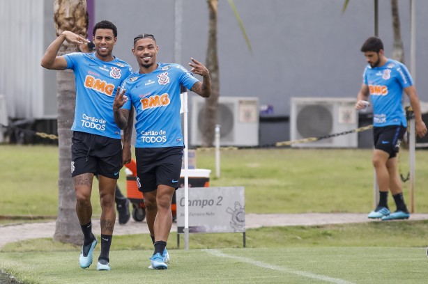Gustavo e Urso no último treino antes do jogo contra o Fluminense, pelo Brasileirão