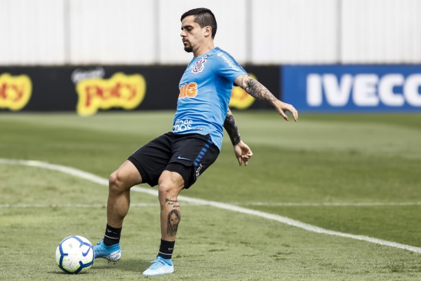 Lateral Fagner no último treino antes do jogo contra o Fluminense, pelo Brasileirão