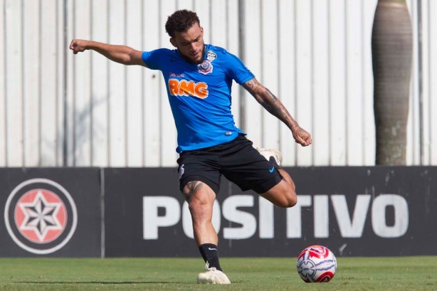 Andr Luis no se firmou no ataque corinthiano e hoje joga pelo Fortaleza