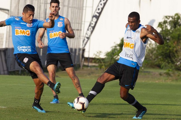 Ralf, Avelar e Marllon volta aos treinos nesta segunda-feira para enfrentar o Del Valle