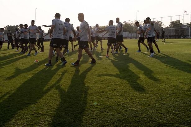 Atletas do Corinthians durante último treino antes da decisão pela Sul-Americana