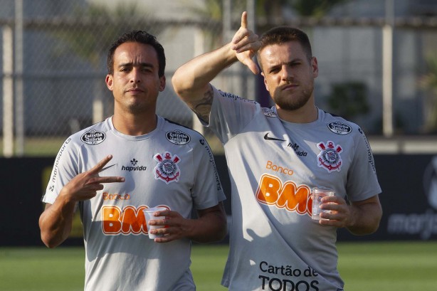 Jadson e Ramiro durante último treino antes da decisão pela Sul-Americana