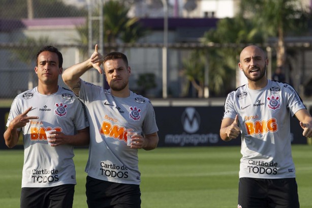 Jadson, Ramiro e Régis durante último treino antes da decisão pela Sul-Americana
