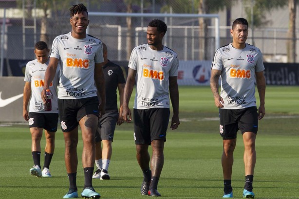 Jesus, Renê e Ralf durante último treino antes da decisão pela Sul-Americana