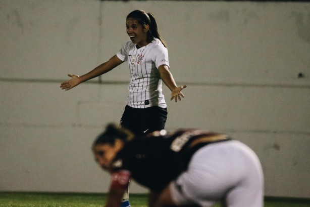 Millene balançou as redes após bela arrancada pela esquerda