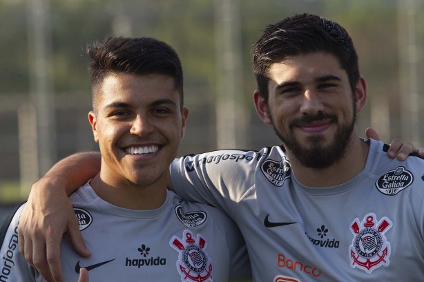 Sandoval e Méndez durante último treino antes da decisão pela Sul-Americana