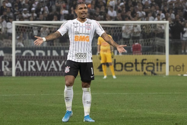 Júnior Urso no duelo contra o Del Valle, na Arena Corinthians, pela Copa Sul-Americana