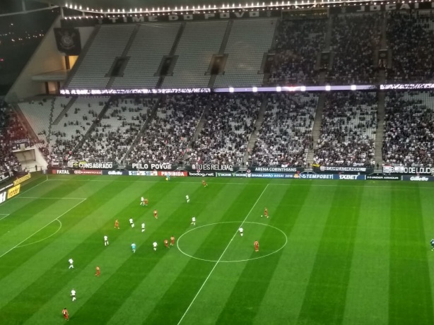 Aproximação com a bola do Athletico-PR fez a diferença na etapa inicial