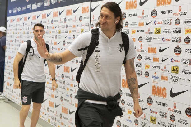Cássio chega à Arena Corinthians para jogo contra o Athletico-PR, pelo Brasileirão