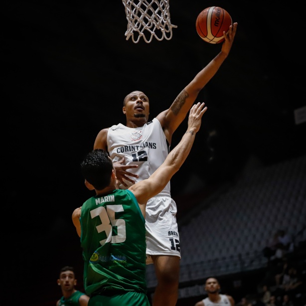 Corinthians vence o Ferro Carril por 83 X 65 pela Liga Sul-americana de Basquete 2019