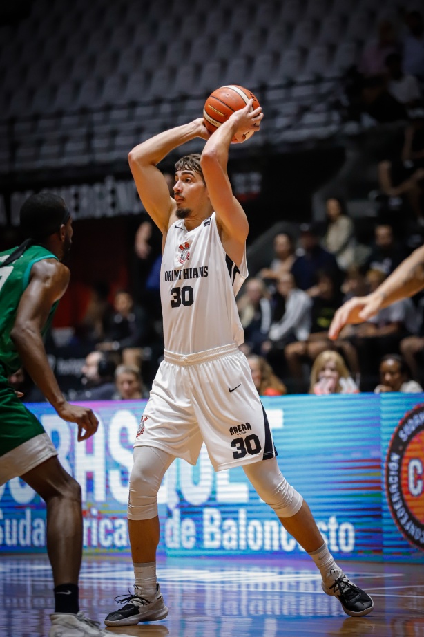 Corinthians vence o Ferro Carril por 83 X 65 pela Liga Sul-americana de Basquete 2019
