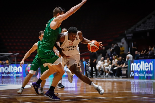 Corinthians vence o Ferro Carril por 83 X 65 pela Liga Sul-americana de Basquete 2019