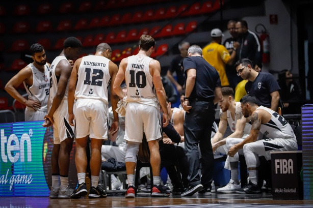 Corinthians vence o Ferro Carril por 83 X 65 pela Liga Sul-americana de Basquete 2019