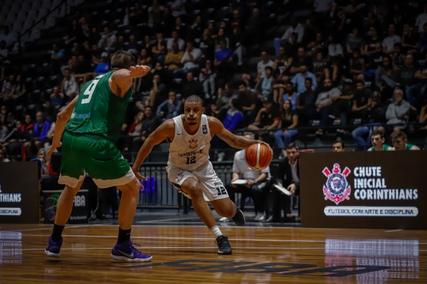 Corinthians vence o Ferro Carril por 83 X 65 pela Liga Sul-americana de Basquete 2019