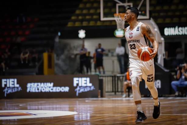 Corinthians vence o Ferro Carril por 83 X 65 pela Liga Sul-americana de Basquete 2019
