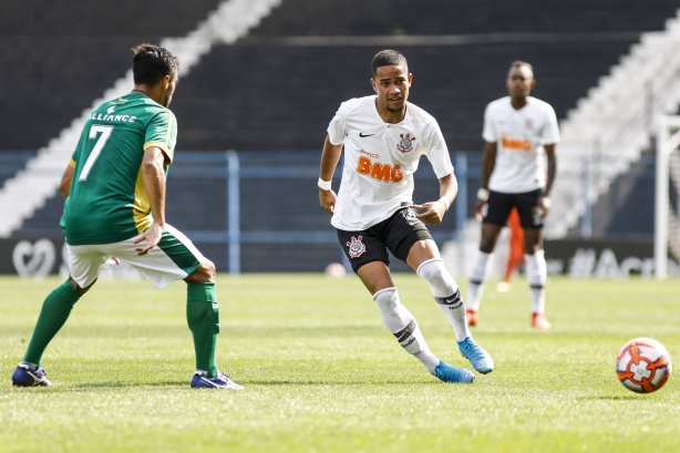 Madson durante jogo contra o Guarani pelo Campeonato Paulista Sub-20