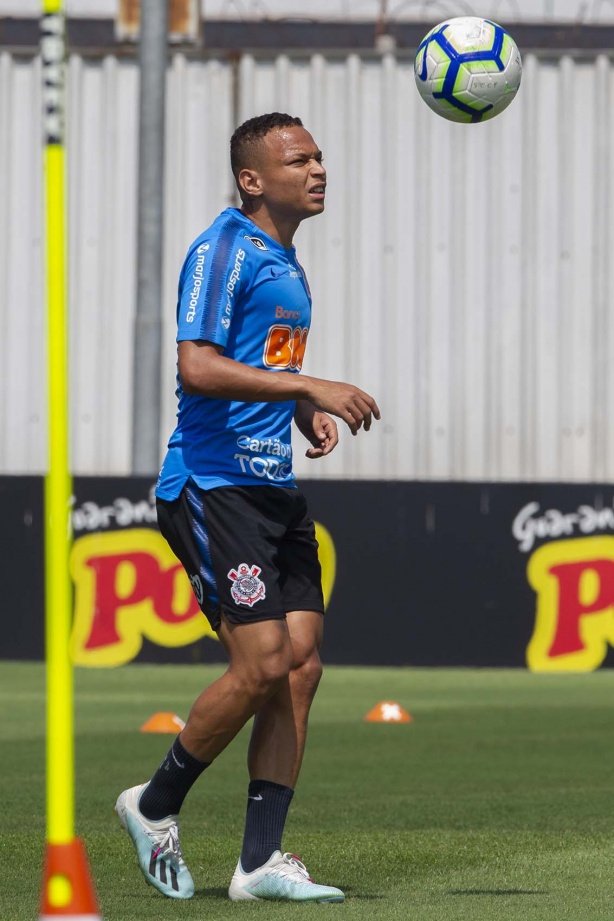 Janderson inicia preparação para duelo contra o Goiás
