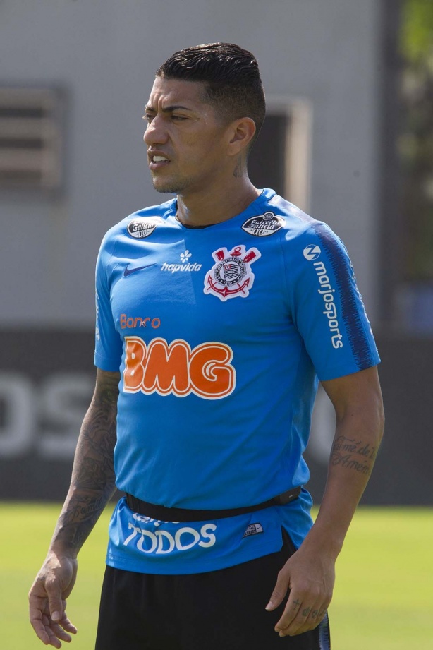 Ralf inicia preparação para duelo contra o Goiás