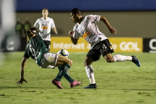 Ralf durante a partida contra o Goiás