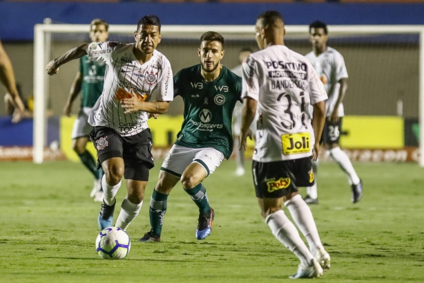 Ralf e Janderson na partida contra o Goiás