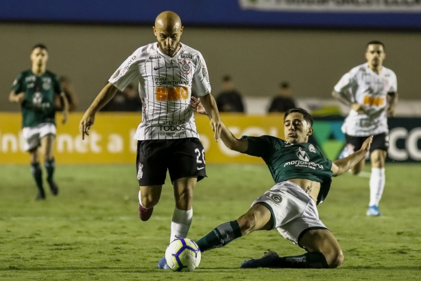 Régis durante o jogo do Corinthians contra o Goiás