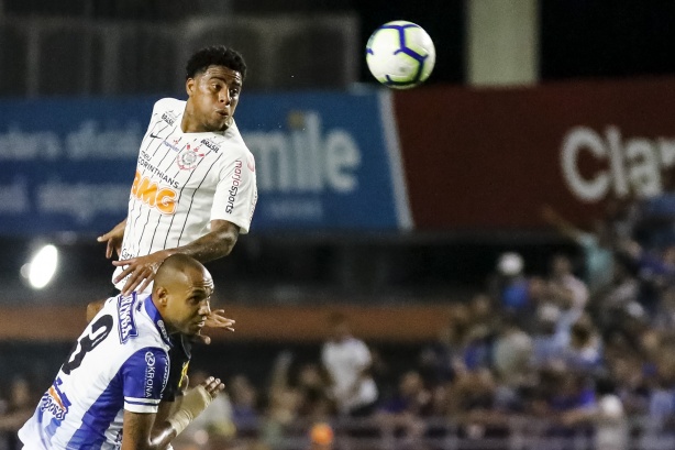 Corinthians foi dominado pelo CSA em Macei