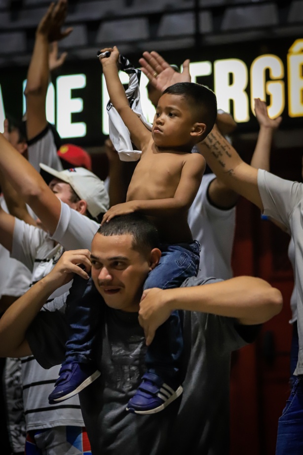 Corinthians enfrenta o Botafogo pelo NBB