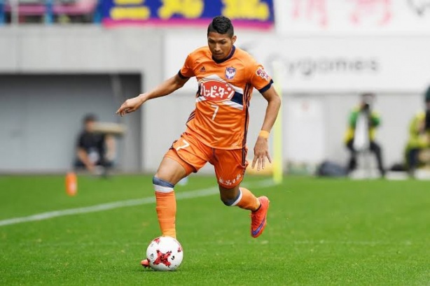 De saída do Japão, Rony estava livre quando negociou com Corinthians e Athletico