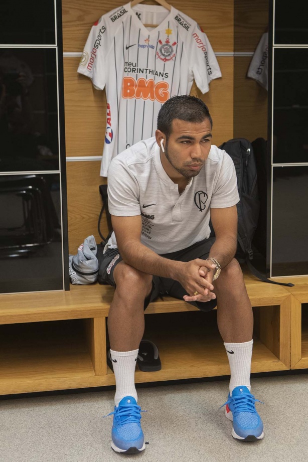 Sornoza no vestiário da Arena Corinthians antes do duelo contra o Fortaleza