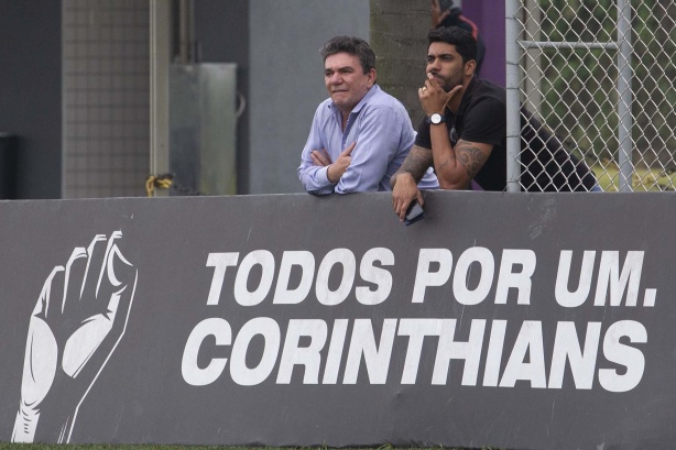 Andrés Sanchez acompanhou o treino de hoje no CT Joaquim Grava